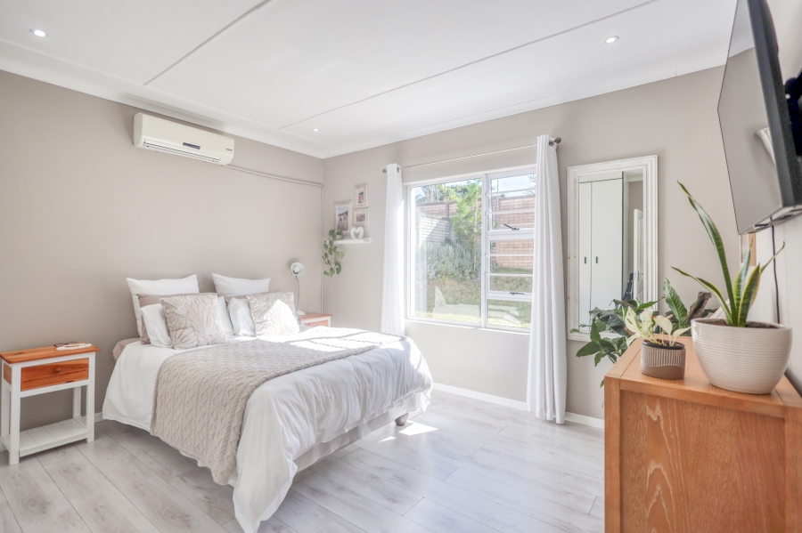 3 Bedroom Property for Sale in Beacon Bay Eastern Cape